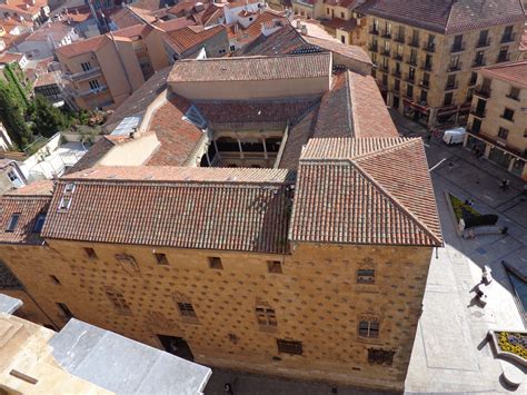 Casa De Las Conchas Biblioteca Pública Salamanca Espanha