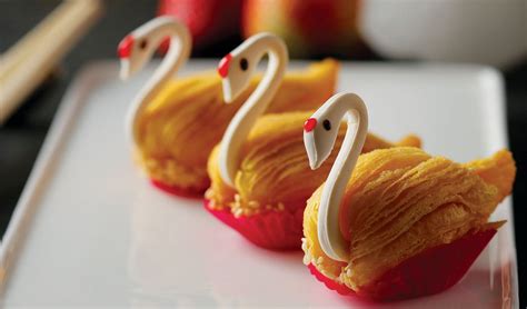 Turn any night into a special occasion with our simple recipes for. Fine Dining Dessert Plating Ideas / 10 Tips For How To Plate Desserts For Restaurant Style ...