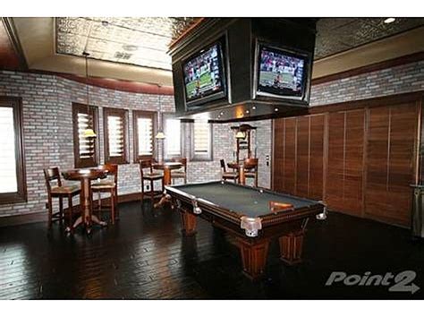 Awesome Man Caves 20 Pics
