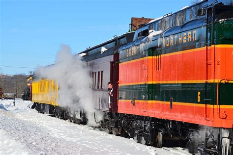 14 Winter Train Rides