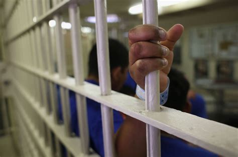 Indocumentados Prefieren Ser Deportados A Seguir En Una Cárcel De