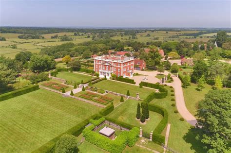 A Huge Country House In Sussex With 11 Bedrooms Seven Reception Rooms