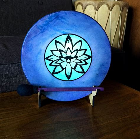 From the shamans of mongolia, to the minianka healers of west africa, and indigenous cultures across the americas, therapeutic rhythm techniques have been used for. Shaman Drum - Frame Drum - Music Decor - Native American ...