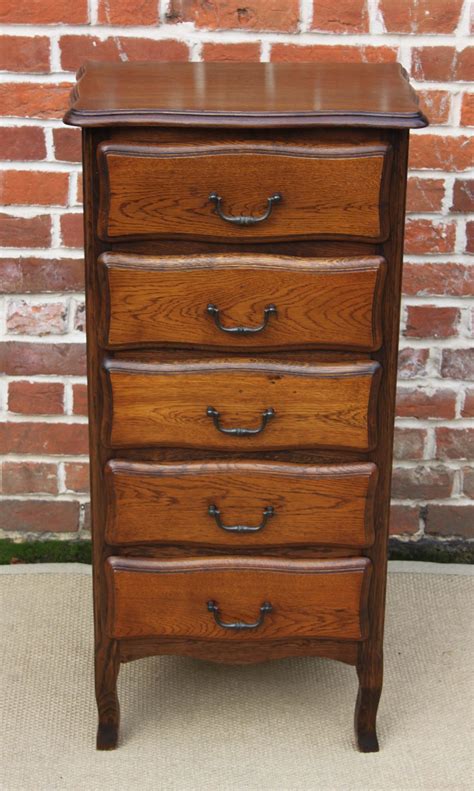 Follow along as we go through all of the steps from the initial evaluation all the way to completion. Tall French Oak Chest Of Drawers - Antiques Atlas