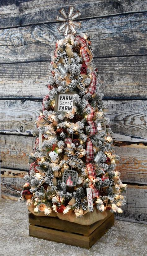 25 Cozy Rustic Christmas Tree Decor Ideas Shelterness
