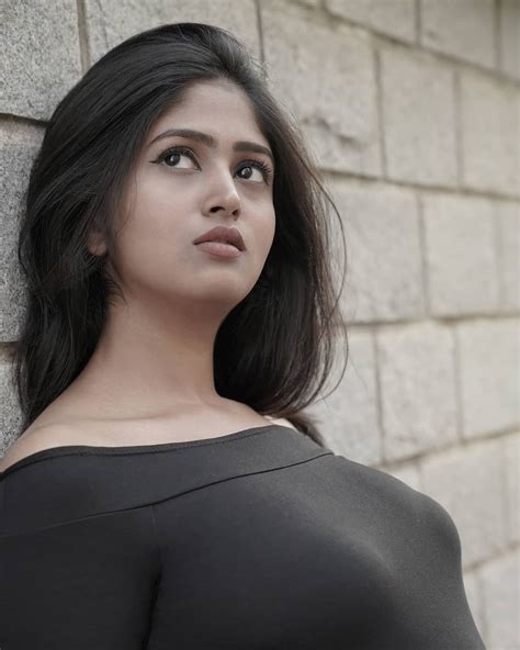 Bengaluru Based Model Srilakshmi Navale Photos South Indian Actress