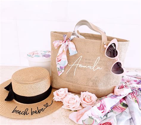 Personalized Beach Totes Make A Cute T Bag For The Bride To Be
