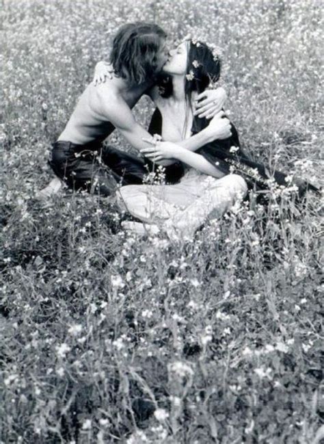 summer of love in san francisco hippie life hippie couple woodstock 1969