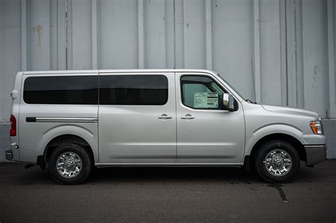 New 2019 Nissan Nv Passenger Passenger Sl V8 Full Size Passenger Van In Burnsville 2ae555n