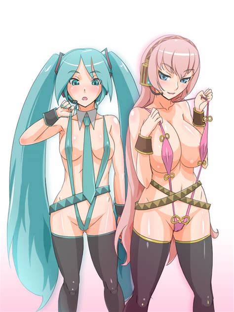 Hatsune Miku And Megurine Luka Vocaloid Drawn By Jtdong Agyoku