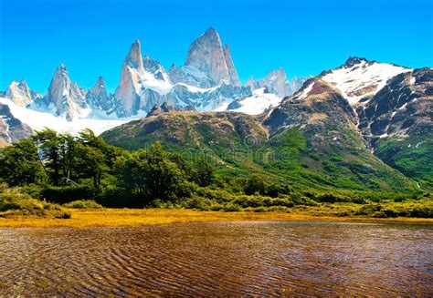 Paisaje De La Naturaleza En El Patagonia La Argentina Imagen De Archivo Imagen De Encantador