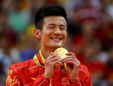 Chinese badminton player who won the bwf world championship in men's singles in 2014. Chen Long's Age, Height, Net Worth, BWF, Wife, Racket ...