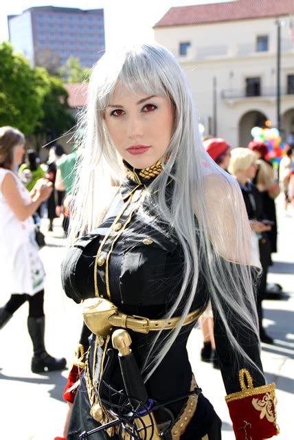 2 Old 4 Anime Cosplayer Interview Crystal Graziano