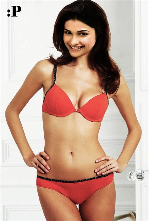 Bollywood Actress In Bikini Fake Pics Vp 16 Vantage Point