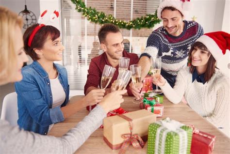 7 Office Christmas Party Ideas To Wow Your Employees Inspirationfeed