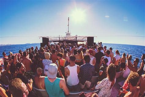 Reverb Sunset Boat Party Avec Club And Pool Party 2022 Ibiza Garantie