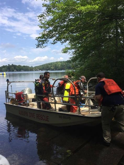 Sturbridge Dive Team Searching Big Alum Lake For Possible Missing Person
