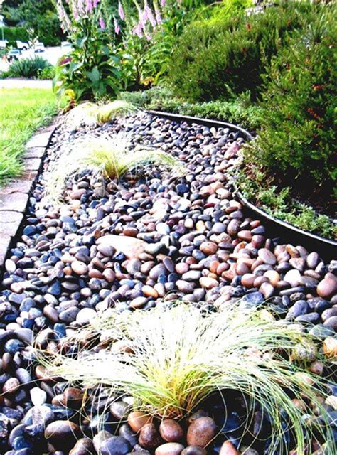 28 Inspiring Backyard Patio Landscaping Ideas 38 River Rock