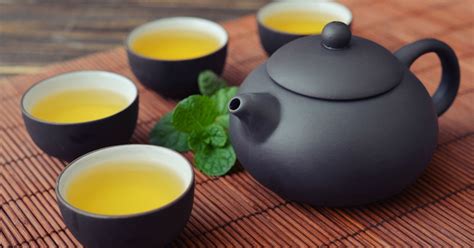 People with caffeine sensitivity are more susceptible to the side effects of excessive caffeine consumption. Benefits of Green Tea that You Need to Know