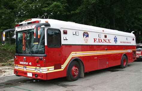 Fdny Bureau Of Ems Mobile Emergency Room Vehicle Merv 4 Fire Trucks