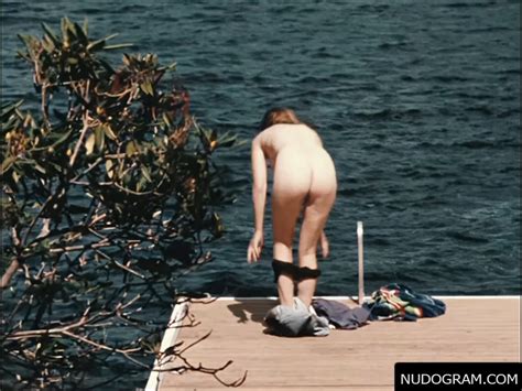 Elizabeth Olsen Nude Martha Marcy May Marlene 13 Pics  And Video
