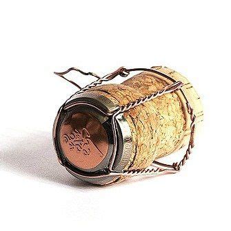 Bouchon de champagne neuf avant utilsation. Le Musée des Serial Crocheteuses: SC n°137 - Bouchon de ...