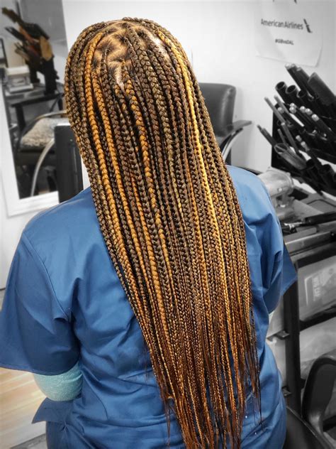 Pin by My Info on Knotless box braids in 2020 | Feed in braids