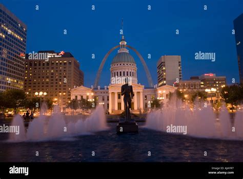 Old Courthouse And Gateway Arch From Kiener Plaza At Night In Downtown