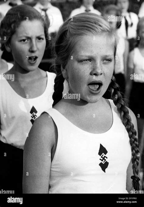 Bdm Mädchen Singen 1937 Stockfotografie Alamy