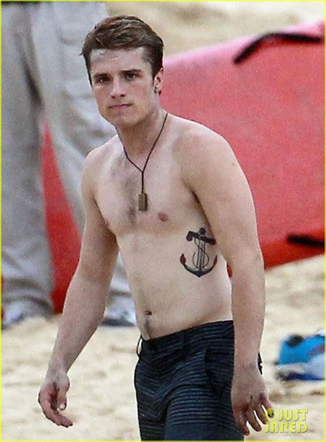 Gay Josh Hutcherson Nudes On Beach Gay Dirty