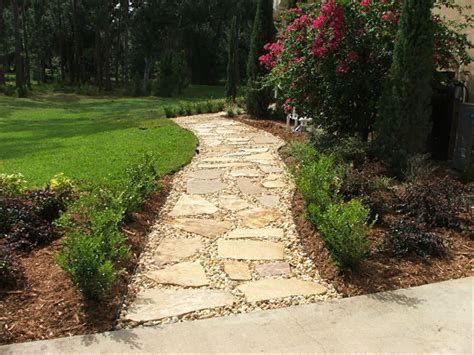 57 Innovative Stepping Stone Pathway Decor For Your Garden