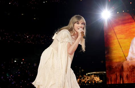 Taylor Swift Fans Claim Post Concert Amnesia Due To Bizarre Phenomenon