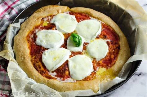 Pizza Con Mozzarella Di Bufala O Margherita Di Bufala