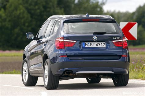 So for 2012, the x3 is largely unchanged. Info & Specs: 2012 BMW X3 xDrive20i and xDrive35d
