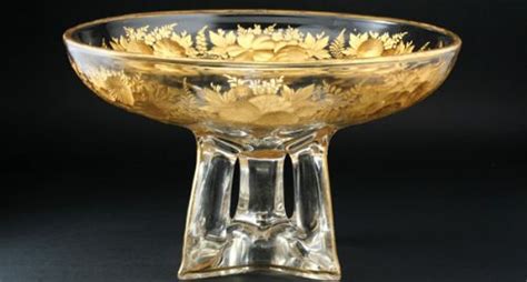 Fine C 1900 Reverse Intaglio Engraved And Gilded Glass Comport Dish Centrepiece Possibly Moser