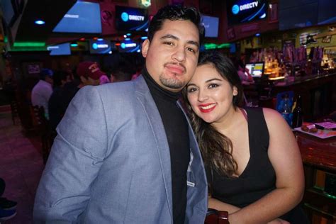 Photos Locals Turn Up The Heat In Downtown Laredo