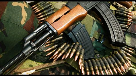 Download Man Made Akm Assault Rifle Hd Wallpaper