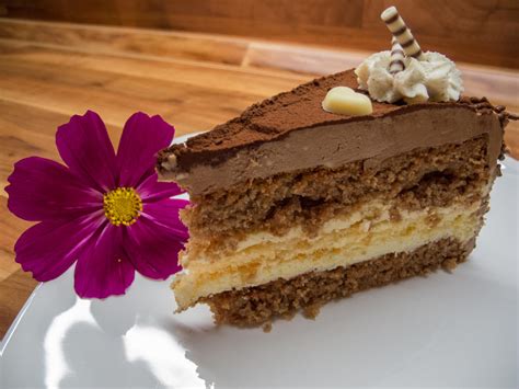 Jetzt ausprobieren mit ♥ chefkoch.de ♥. Kuchen: Castagnetta-Torte - Rezept mit Bild - kochbar.de