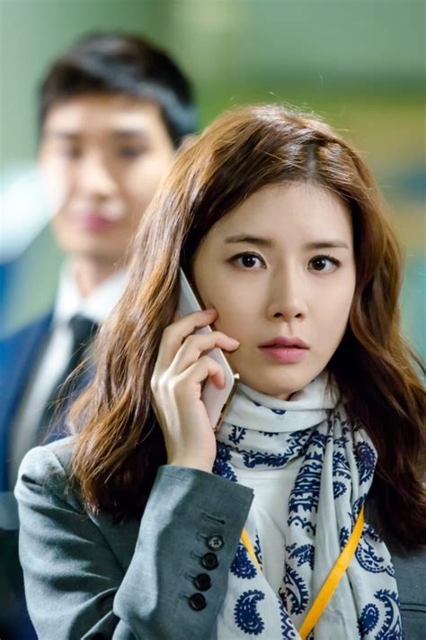 I meet with her when i'm in a difficult situation. Behind-the-Scenes Stills of Lee Bo Young Shooting Her New ...