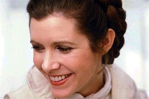 Iconic Star Wars Actress Carrie Fisher Dies At 60 Tributes Pour In