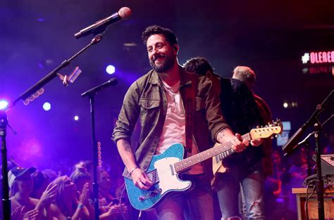 One Is No 1 Old Dominion Scores Seventh Country Airplay Leader