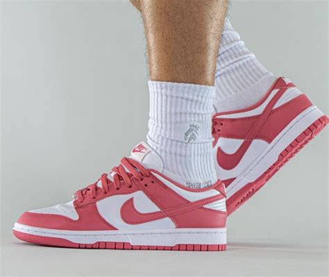ᐉ Las Nike Dunk Low Archeo Pink Exclusiva Para Mujeres Zapas News