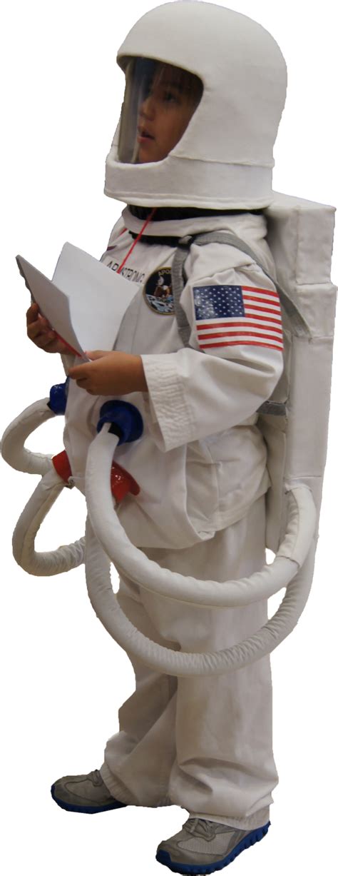 Ivetastic Diy Armstrong Astronaut Suit Diy Astronaut Costume