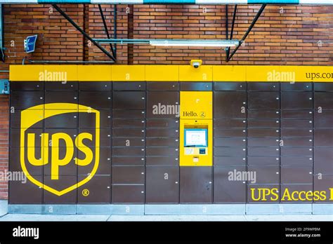 Ups Access Point Location Chicago Photos