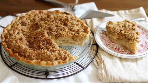 Put comstock pie filling in pie pastry. Dutch Apple Pie recipe from Betty Crocker