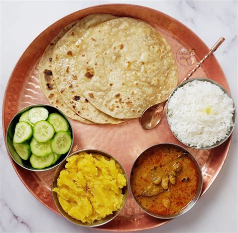 Homemade Vegetarian Festival Thali Easy And Simple Vegthali Aaichi