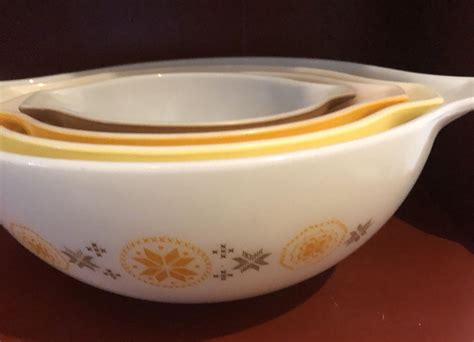Vintage Pyrex Beautiful Set Of Town And Country Cinderella Etsy