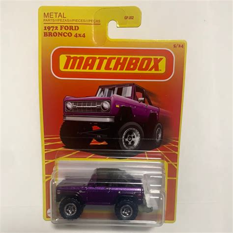 Matchbox Retro 1972 Ford Bronco 4x4 Flipn Diecast