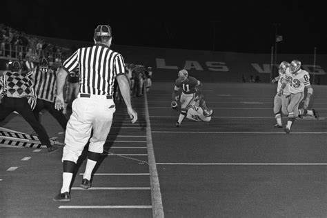 Unlvs First Football Game In Sam Boyd Stadium In 1971 — Photos Las
