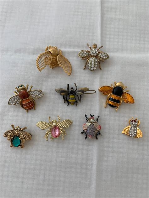 10 Bumble Bees Lovely Brooches And Pins Lapel Pins Goldtone Etsy